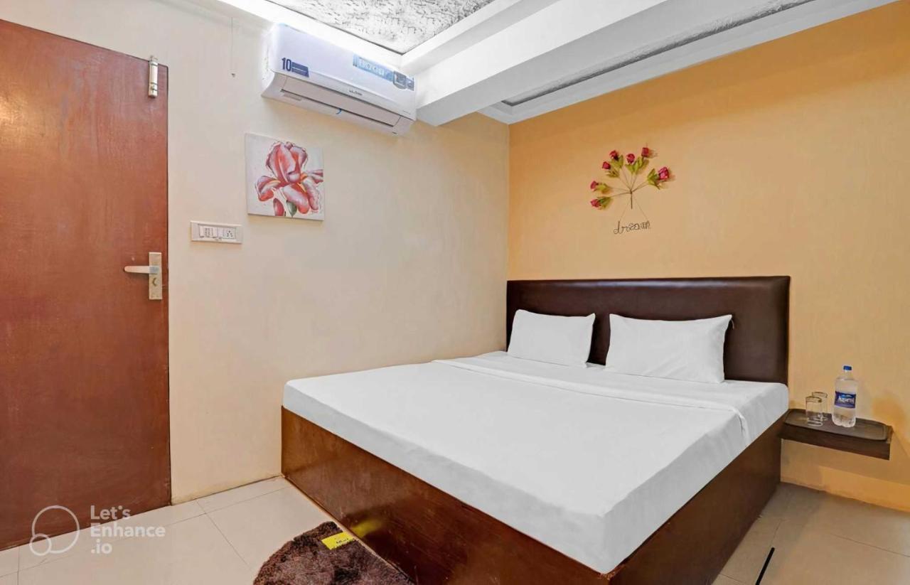 Hotel O Bottom Inn Dehradun Eksteriør bilde